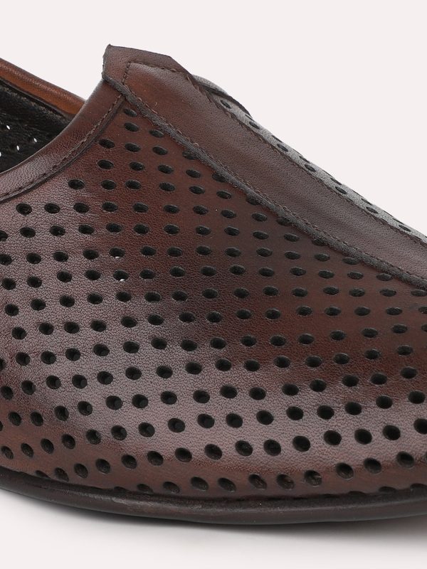 Atesber Brown Ethnic Textured Mojri For Men Online Hot Sale