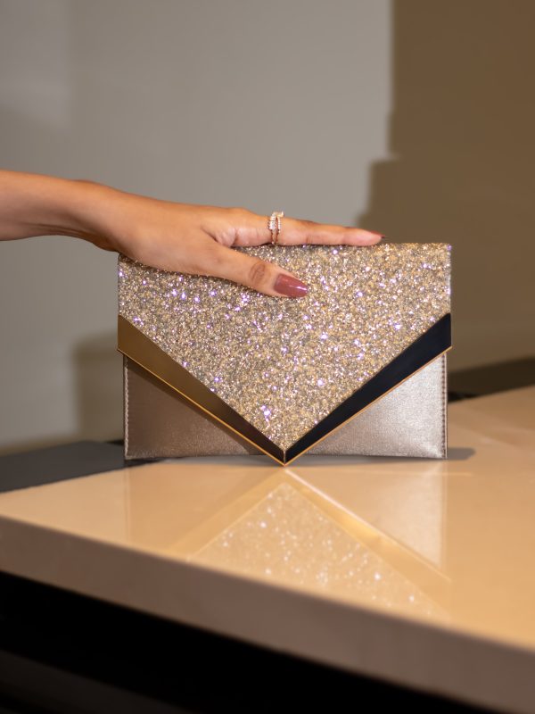 Women Gold Toned Embellished Envelope Clutch Online Sale