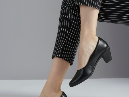 Women Black Solid Block Pumps Online Sale