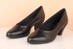 Women Black Solid Block Pumps Online Sale