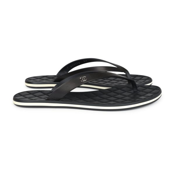 Chanel CC Thong Flip Flops Black Calfskin 39 EU Supply