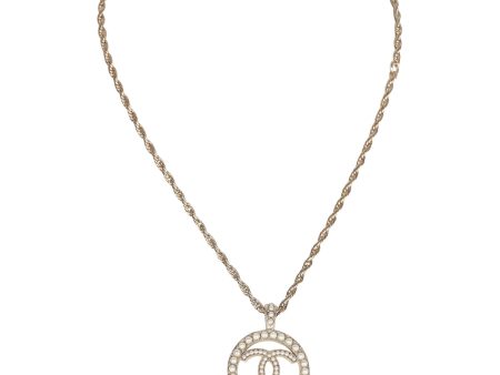 Chanel Round CC Pearl Pendant Necklace Faux Pearls & Light Gold Tone Hardware Supply