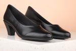 Women Black Solid Block Pumps Online Sale