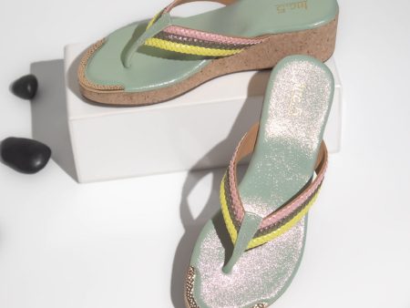 Women Green Textured Wedge Sandals For Cheap