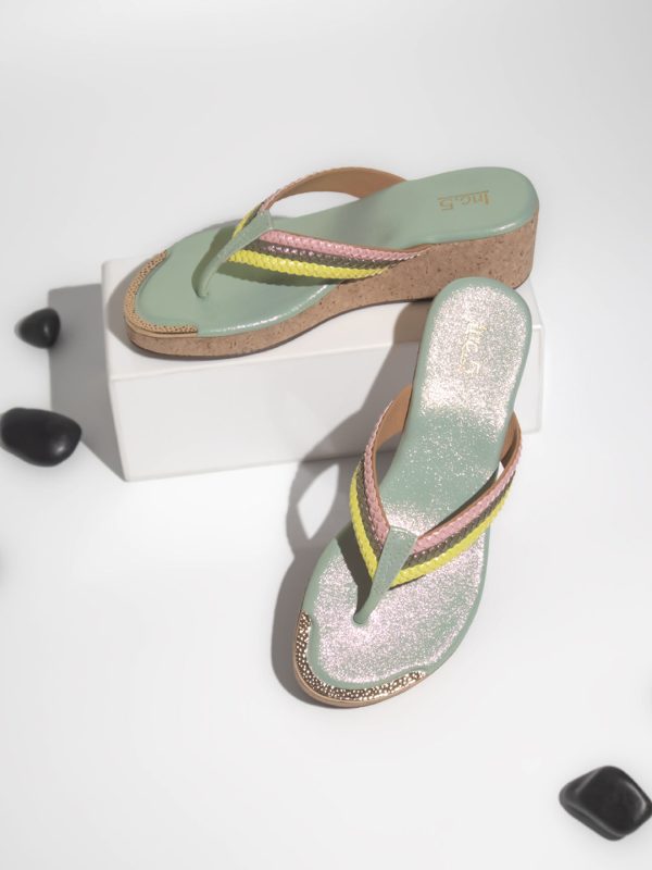 Women Green Textured Wedge Sandals For Cheap